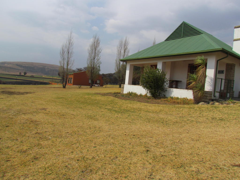 Pumula Guest Farm Villa Fouriesburg Kültér fotó