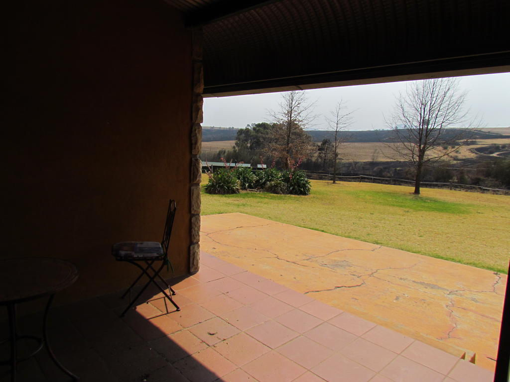 Pumula Guest Farm Villa Fouriesburg Kültér fotó
