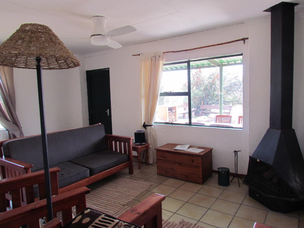 Pumula Guest Farm Villa Fouriesburg Kültér fotó