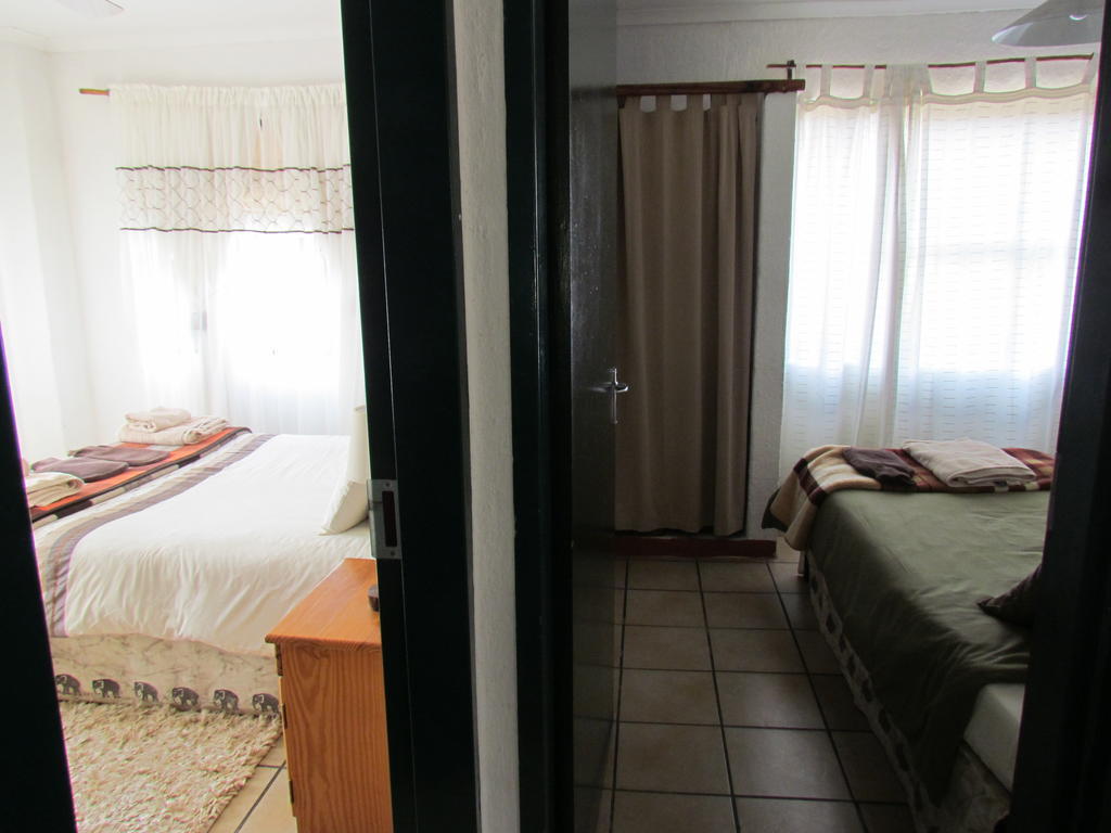 Pumula Guest Farm Villa Fouriesburg Kültér fotó